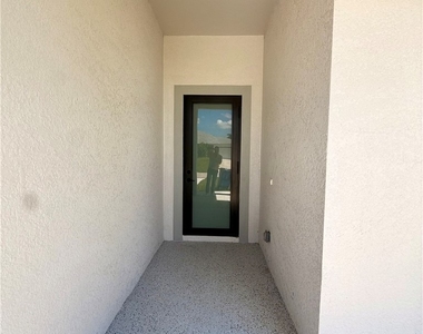 123 Jenna Avenue S - Photo Thumbnail 9