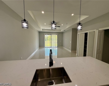 123 Jenna Avenue S - Photo Thumbnail 16