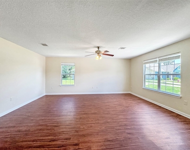 7521 Blue Jay Drive - Photo Thumbnail 2