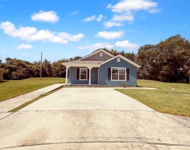 7521 Blue Jay Drive - Photo Thumbnail 1
