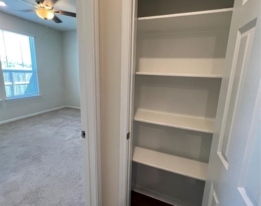 4410 Rushing Ridge Court - Photo Thumbnail 19