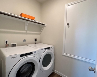 4410 Rushing Ridge Court - Photo Thumbnail 18