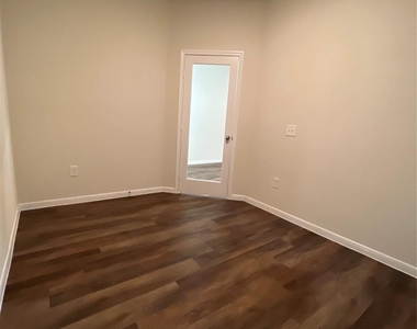 4410 Rushing Ridge Court - Photo Thumbnail 17