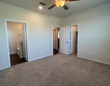 4410 Rushing Ridge Court - Photo Thumbnail 25