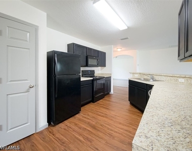 608 Islamorada Drive - Photo Thumbnail 2