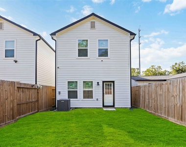 5111 Firnat Street - Photo Thumbnail 25