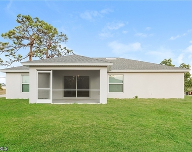 919 Rita Avenue N - Photo Thumbnail 14