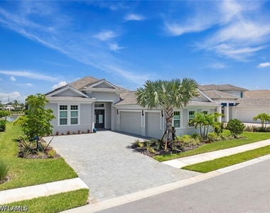 15394 Turin Drive - Photo Thumbnail 1