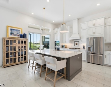 15394 Turin Drive - Photo Thumbnail 9