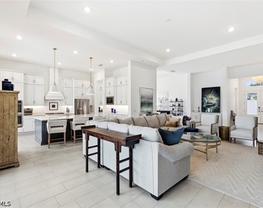 15394 Turin Drive - Photo Thumbnail 7