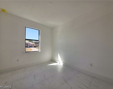 4812 30th Street Sw - Photo Thumbnail 9