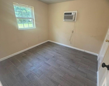 17718 E Strack Drive - Photo Thumbnail 2