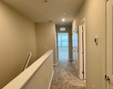 27899 Radiant Court - Photo Thumbnail 5