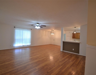 5126 Riverwood Drive - Photo Thumbnail 10