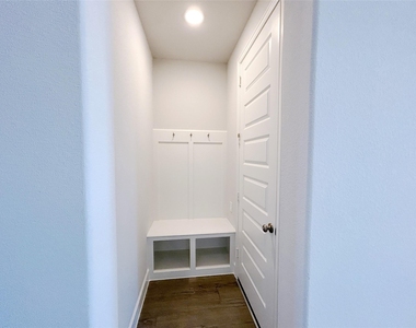 5406 Rocky Banks Way - Photo Thumbnail 35
