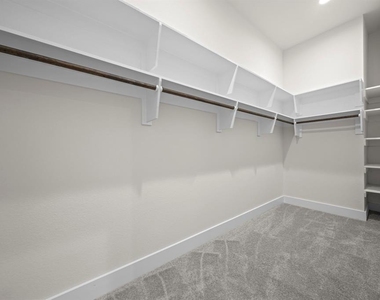 4527 Davenport Street - Photo Thumbnail 17