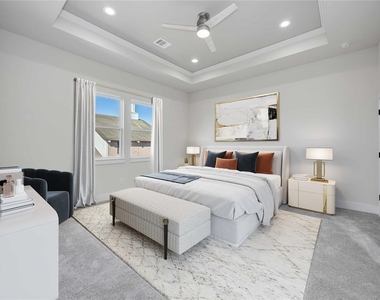 4527 Davenport Street - Photo Thumbnail 14