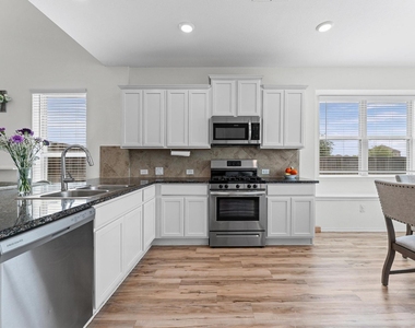 26003 Amber Pearl Drive - Photo Thumbnail 15