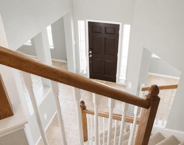 2723 Wisteria Walk - Photo Thumbnail 4