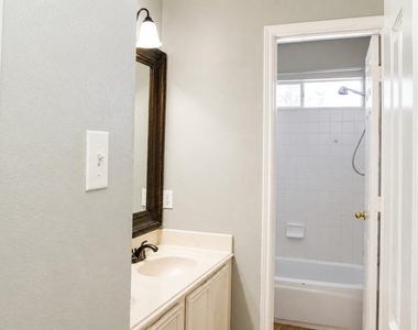 2723 Wisteria Walk - Photo Thumbnail 11