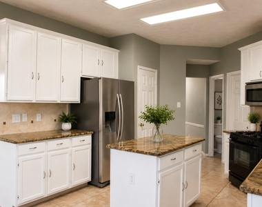 2723 Wisteria Walk - Photo Thumbnail 7
