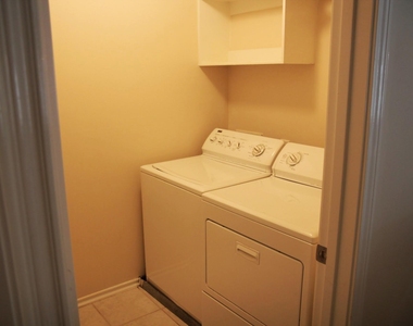 142 N Camellia Grove Circle - Photo Thumbnail 19