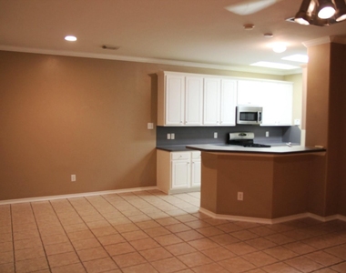142 N Camellia Grove Circle - Photo Thumbnail 6