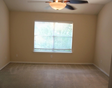 142 N Camellia Grove Circle - Photo Thumbnail 20
