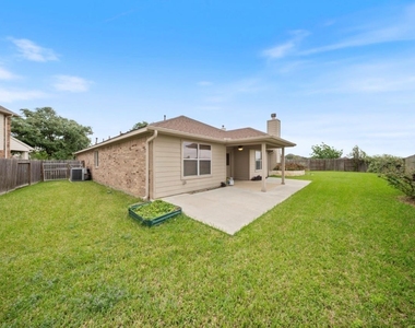 6007 Wilcox Point Court - Photo Thumbnail 5