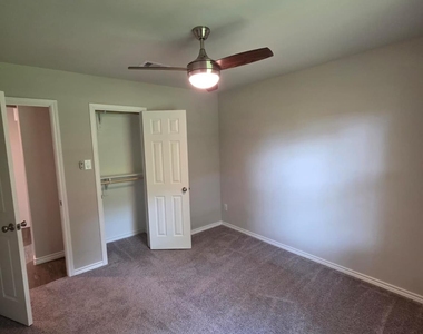 1403 W Virginia Street - Photo Thumbnail 8