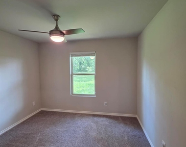 1403 W Virginia Street - Photo Thumbnail 7