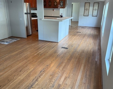 8006 Palo Vista Drive - Photo Thumbnail 2