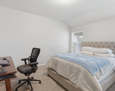 21403 Bluebonnet Cove Court - Photo Thumbnail 14