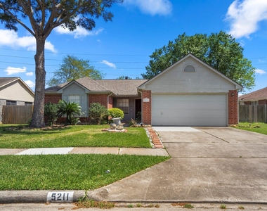 5211 Roserock Lane - Photo Thumbnail 30