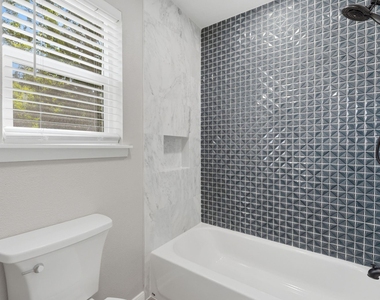 1919 20th Street - Photo Thumbnail 18