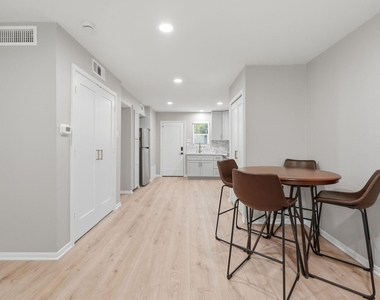1919 20th Street - Photo Thumbnail 29