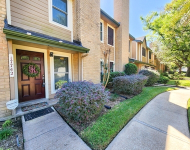 17742 Kings Park Lane - Photo Thumbnail 1