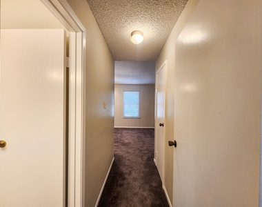 17742 Kings Park Lane - Photo Thumbnail 15