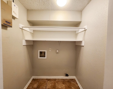 17742 Kings Park Lane - Photo Thumbnail 5