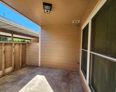 17742 Kings Park Lane - Photo Thumbnail 19