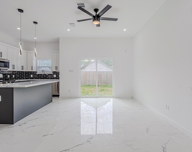 6732 Goforth Street - Photo Thumbnail 7