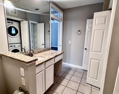 5353 Memorial Drive - Photo Thumbnail 5