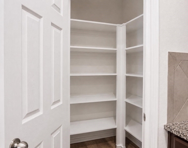 31415 Whitcombe Summit Way - Photo Thumbnail 11