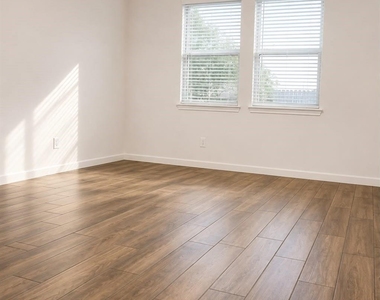 31415 Whitcombe Summit Way - Photo Thumbnail 17