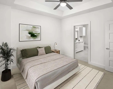 2727 Travis Street - Photo Thumbnail 1