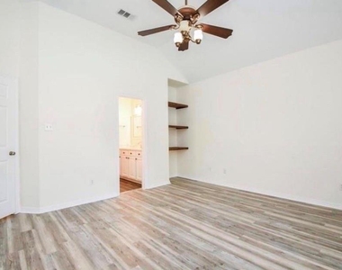 12755 Mill Ridge Dr - Photo Thumbnail 17