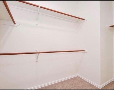 12755 Mill Ridge Dr - Photo Thumbnail 23