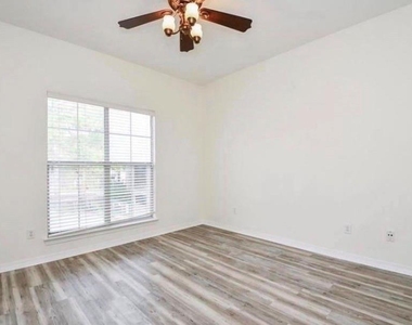 12755 Mill Ridge Dr - Photo Thumbnail 26