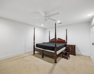 13926 Tinsley Court - Photo Thumbnail 7