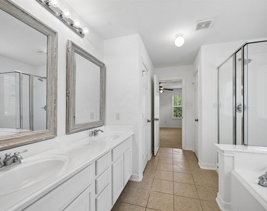 13926 Tinsley Court - Photo Thumbnail 8